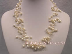 4-5mm cultured white small and green rice pearl necklace