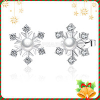 S925 sterling silver CZ round pearl snowflake stud earrings