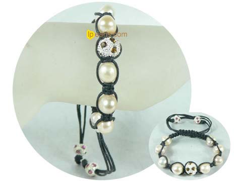 light creamy smooth on both side pearl knitted bracelet