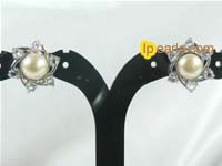pink freshwater pearl stud earrings with zircon