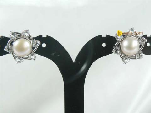purple freshwater pearl stud earrings with zircon