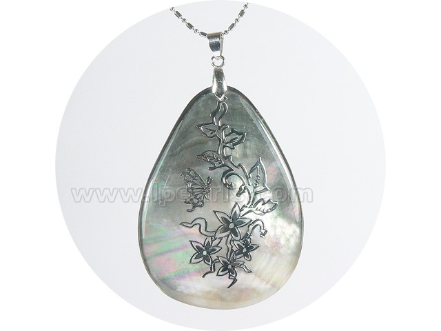 3.5*4.5cm charming black oval shell pendant