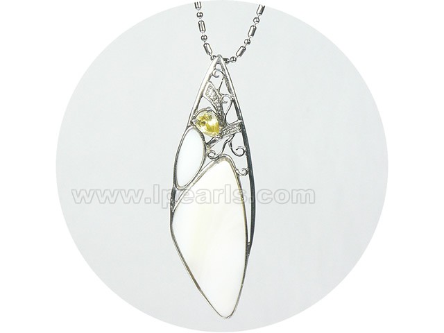 2*6.5cm special shape white shell pendant
