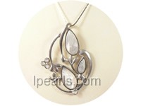 5.5*6cm beautiful teardrop shape white shell pendant