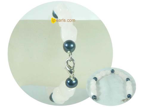 white gemstone with black freshwater pearl bracelet