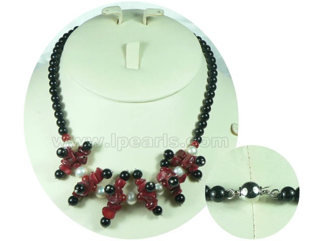 elegant 6mm black jade necklace with irregular coral
