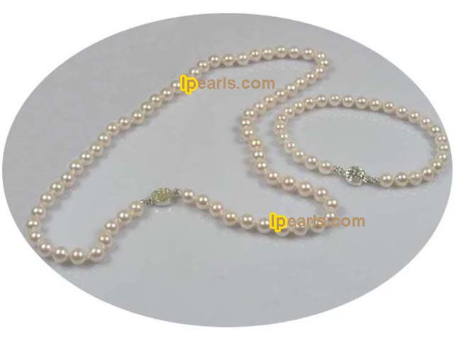 AAA+ quality 5.5-6mm white akoya salt water pearl set