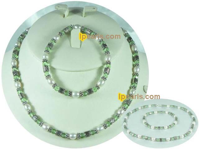 rice pearl with faceted crystal beads neckalace and bracelets