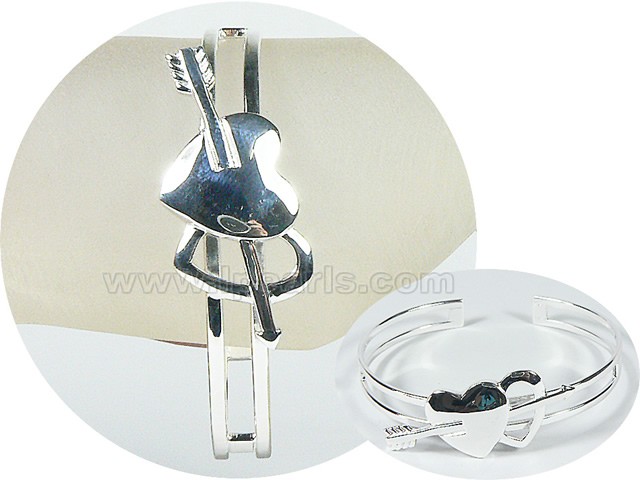 charming heart and arrow shape 925 sterling silver bracelet