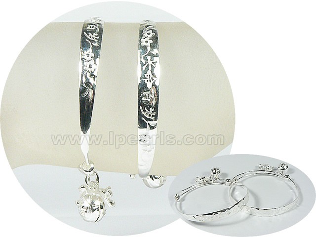 a pair lucky sterling silver bracelets for kid