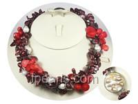 shell and blister pearl necklace with coral-3 twsited strands