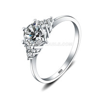 Wholesale dazzling 925 sterling silver ring with zircons