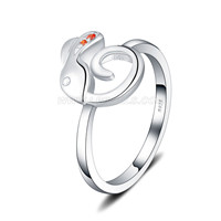 S925 sterling silve lovely CZ rabbit ring for women
