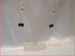black tear-drop freshwater pearls earring