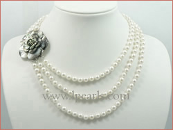 beautiful 6.5-7mm akoya pearl necklace