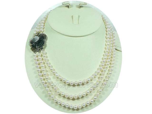 three-strand 5.5-6mm pearl necklace