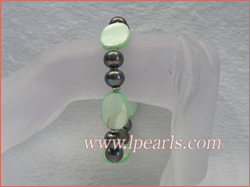 green sea-shell jewelry bracelet