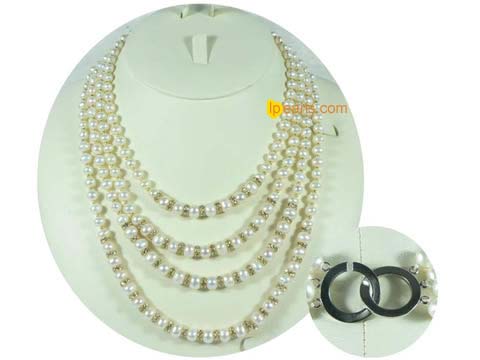 Four rows freshwater jewelry pearl necklace with seashell pearls