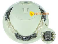 smooth on both sides pearl necklace-three twisted strands