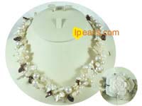 white twisted blister pearl necklace with south seashell pearls