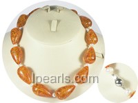 amber beads and 5-6mm potato pearl necklace