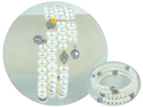 6-7mm white freshwater button pearl bracelet with amethyst