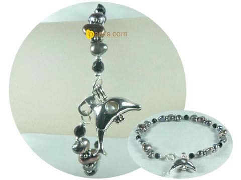 delicate black crystal and nugget pearl bracelet