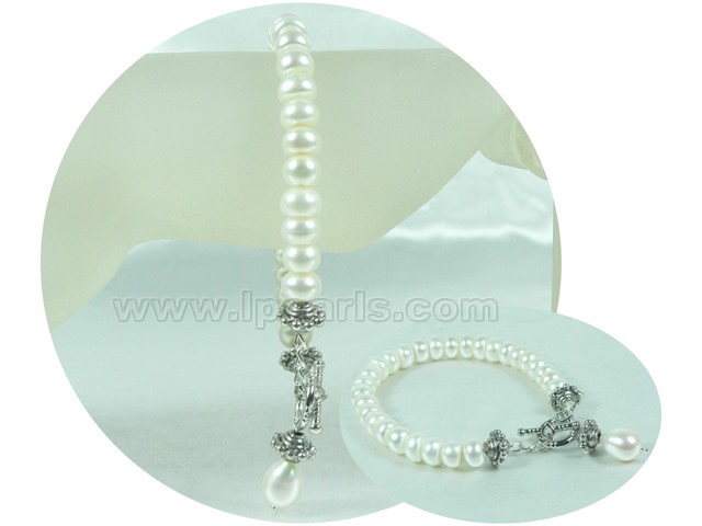 8-9mm white button and rice freshwater pearl bracelet