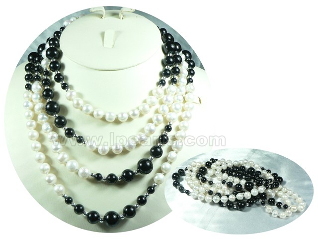 black agates and 9-10mm white potato pearl rope necklace