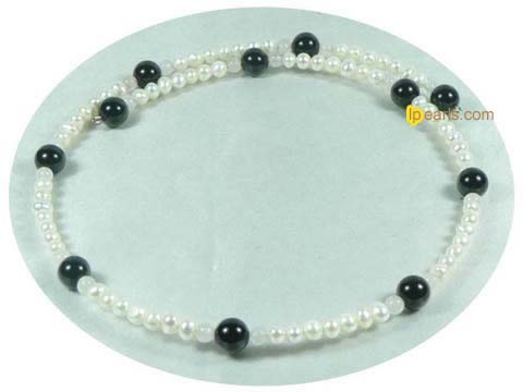 8-9mm white cultured freshwater potato shape pearl necklace