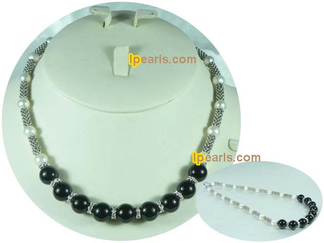 10mm black agate beadsalternately with potato pearl necklace