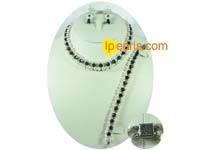 white potato freshwater pearl set with crystal beads