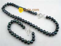black potato shaped freshwater pearl necklace set
