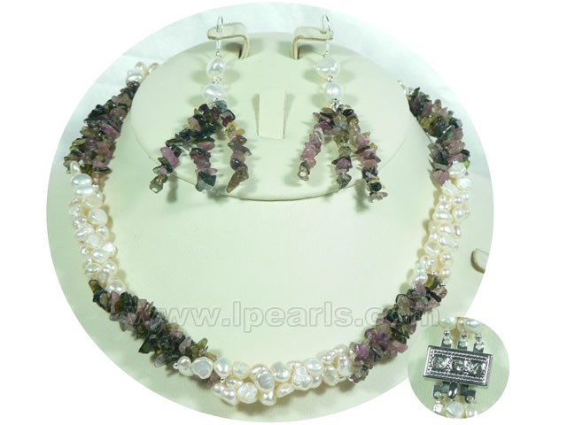 4-5mm white nugget freshwater pearl neckalce and earrings jewelr