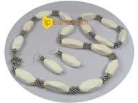 turquoise with silver bead neckalce bracelet and earrings set